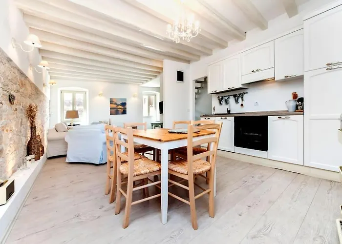 Grisia Sea View With Terrace Appartamento Rovigno