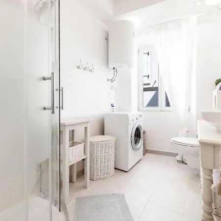 Grisia Sea View With Terrace *